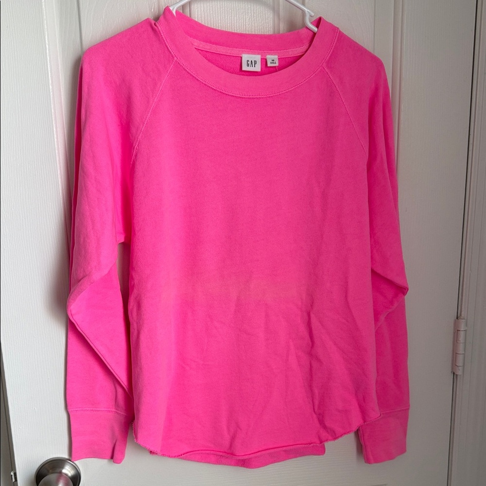 GAP Vibrant Pink Crewneck Top NWT